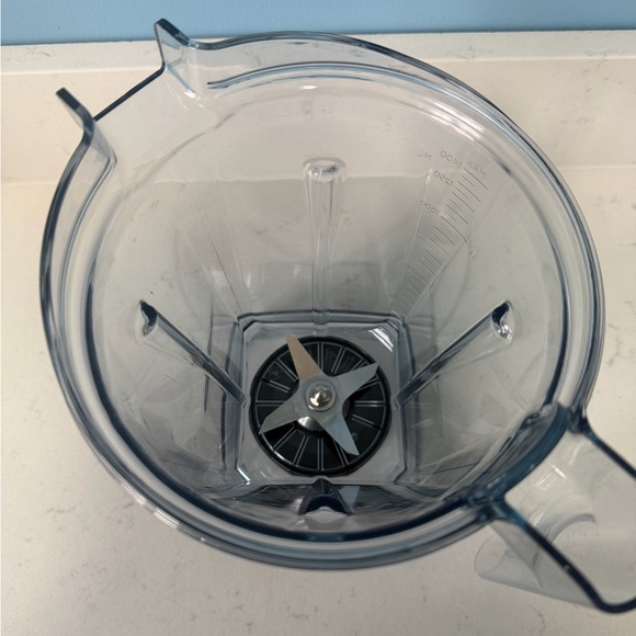 Vitamix 48oz Container With Tamper - Used - Picture 4 of 12